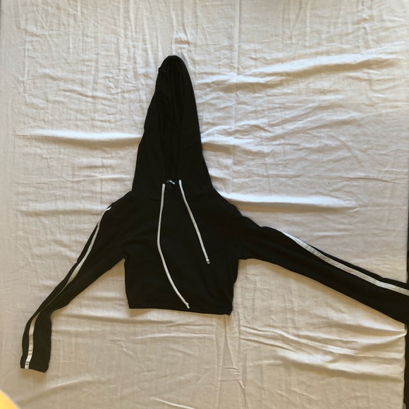 Fashion nova cropped hoodie with pants - Picture 1 of 4